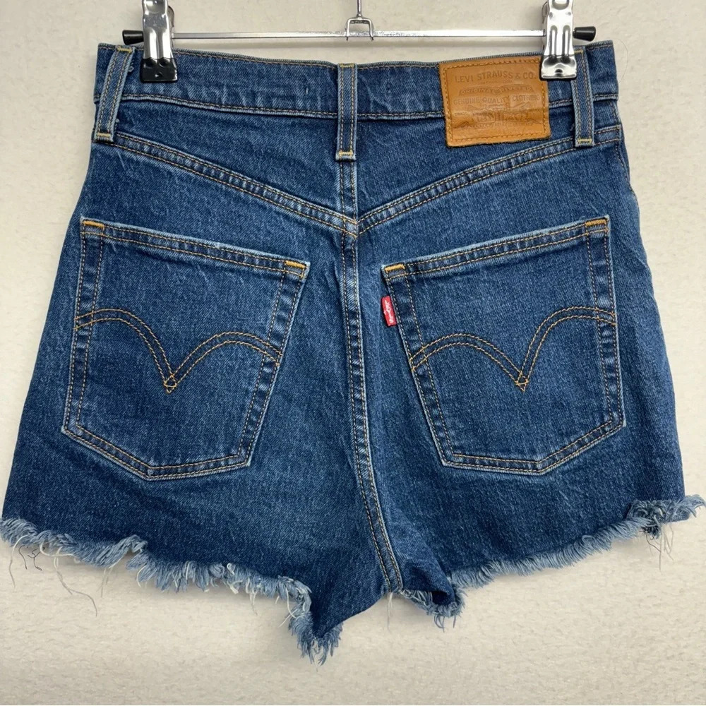 Levi’s ribcage shorts 25 distressed blue high-rise cut off fray button fly - Picture 2 of 7